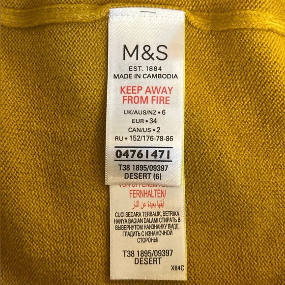NWOT M&S Supersoft Crew Neck Jumper. Dark Yellow. US Size 2. - Picture 4 of 4